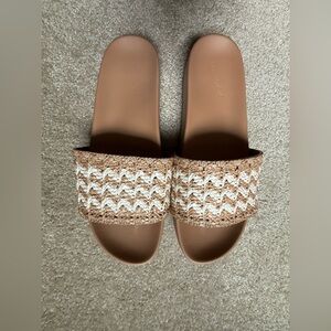Universal Thread Brown and Cream Woven Sandals
